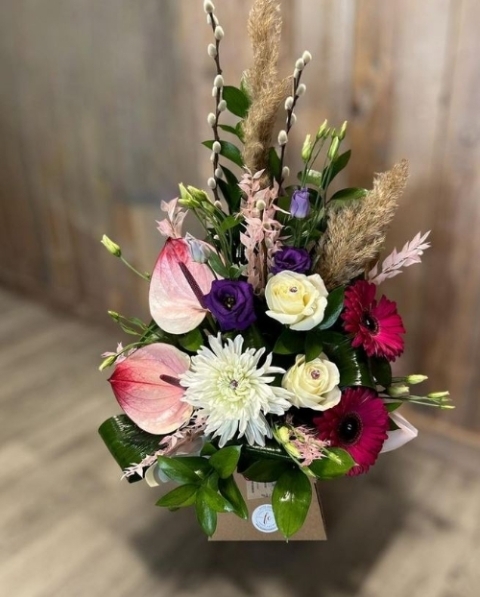 Luxe Box Flowers Arrangement