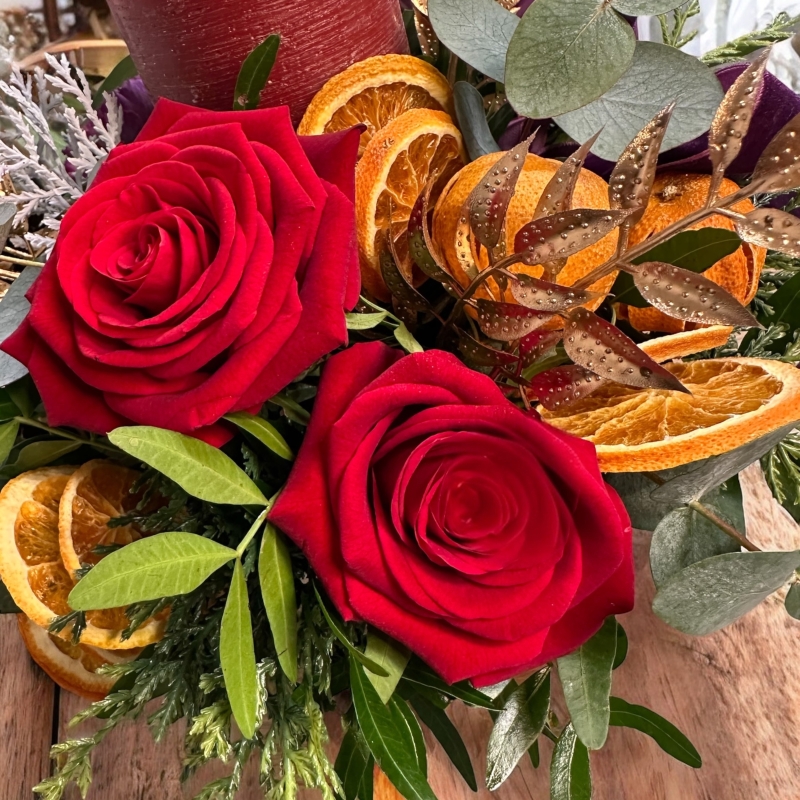 Radiant Eid Candle Arrangement in Jewel Tones